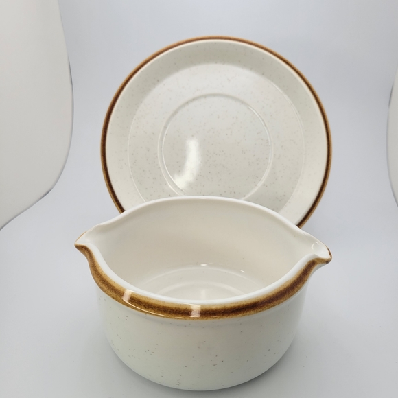 Vintage Mikasa Natural Beauty C9000 Gravy Boat with Underplate Stoneware - Picture 8 of 9